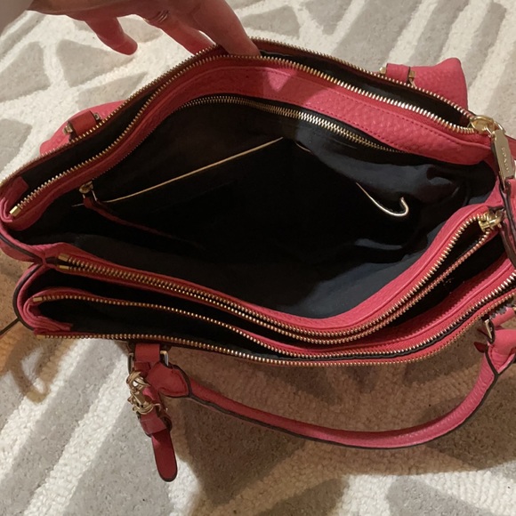 Pink Coach bag - Picture 2 of 6